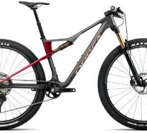 Orbea Oiz M Pro (2026) carbon view